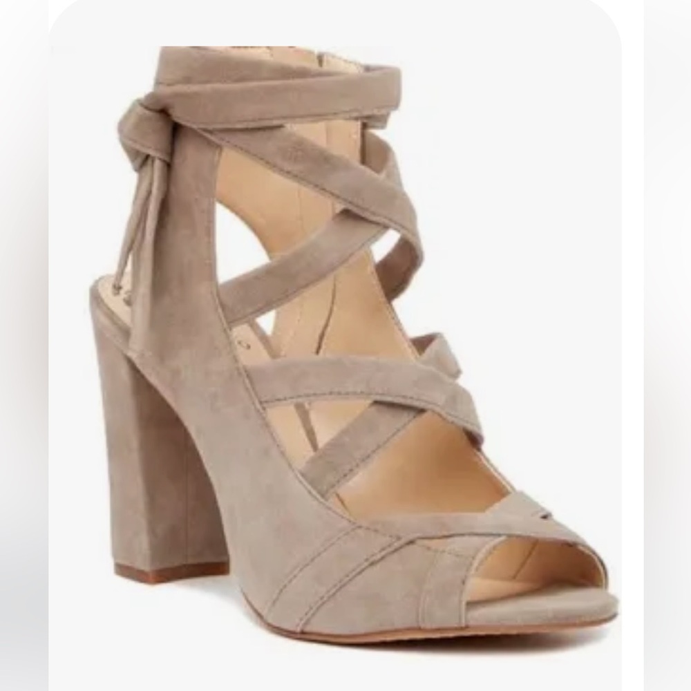 Vince Camuto Taupe heels